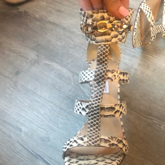 DVF snakeskin heels - Picture 4 of 5